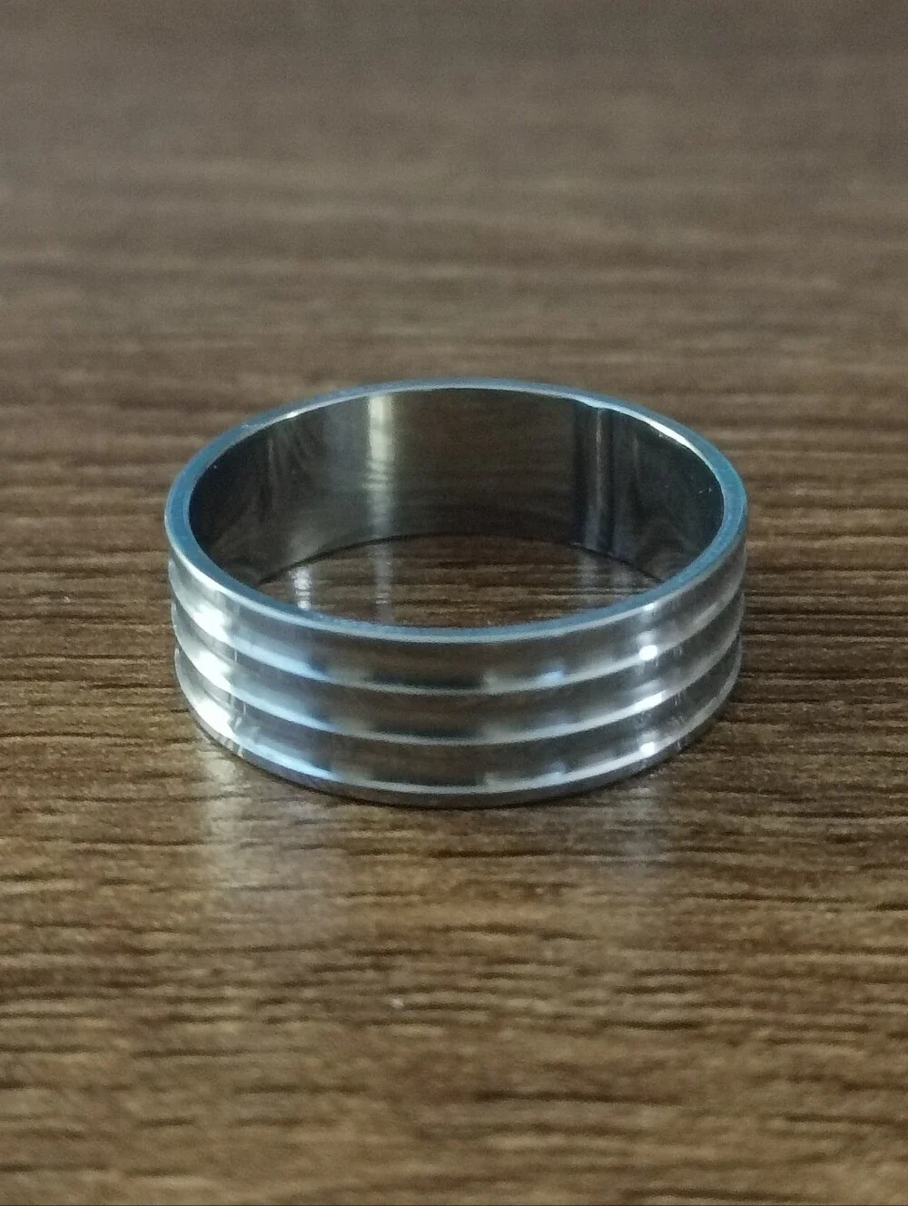 Stainless Steel Ring Size 10 Silver Tone Unisex Grooved